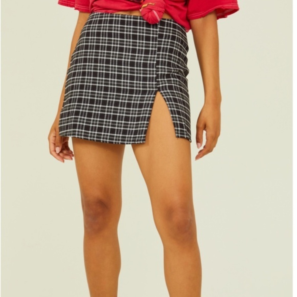 ALTAR’D STATE Haisley plaid mini skirt - size small